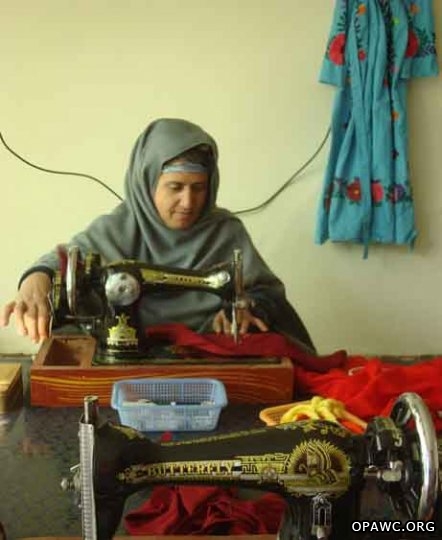 Handicraft student of OPAWC